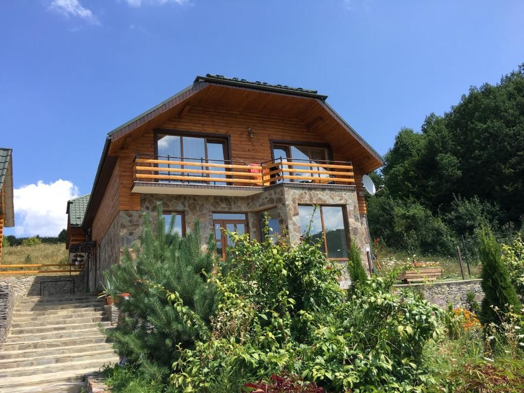 Апартаменты Holiday home Sonyachniy Laz Поляна